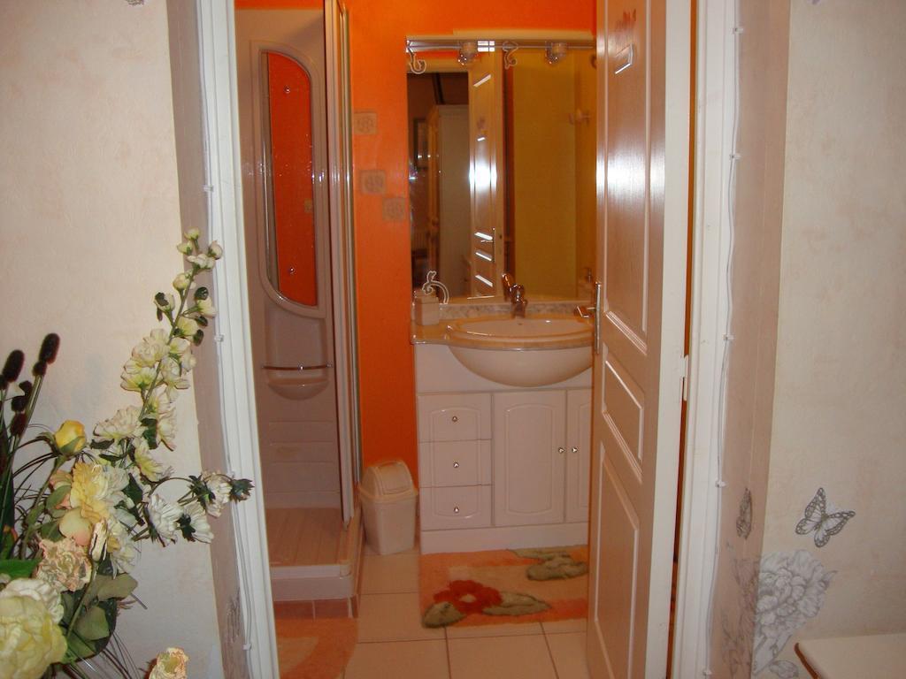 Hotel Le Refuge des Anges Presles-et-Thierny Zimmer foto